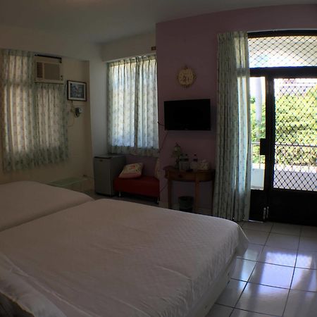 Zizai Garden Bed And Breakfast Città di Hualien Esterno foto